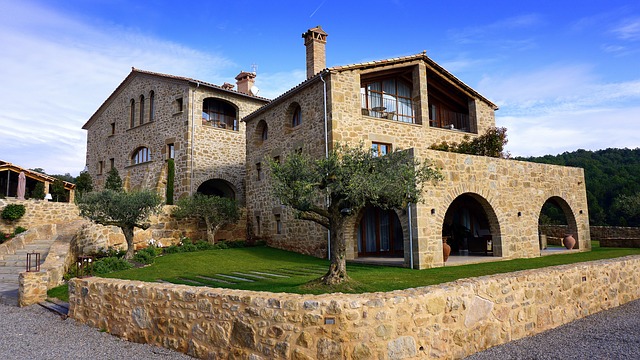 house-2252301_640